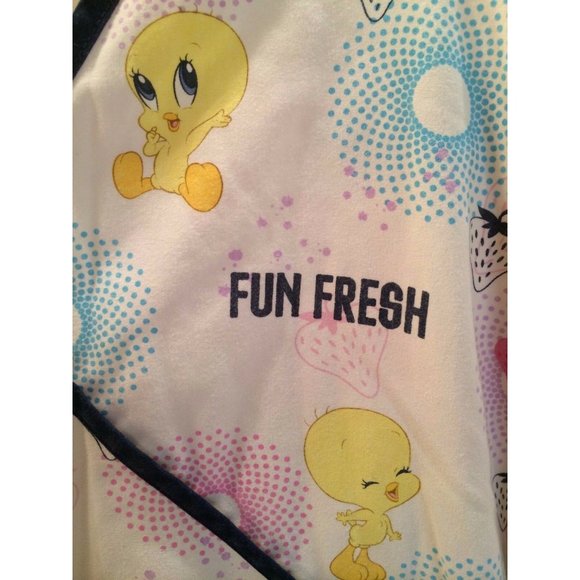 Tweety Bird Scrub Top Baby Looney Tunes V neck XL Short Slv Fun Fresh Warner Bro - Picture 6 of 6